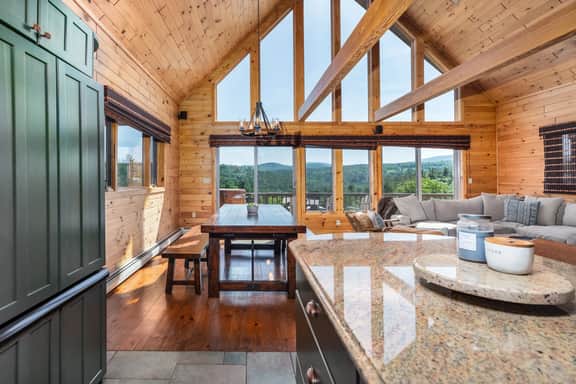 48 Highland Views - Image 3