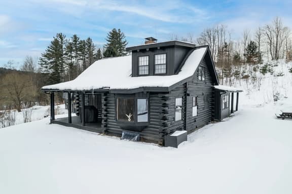 6 Parker Lodge - Image 1
