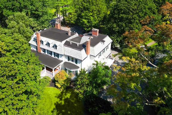 7 Hubbard St - Image 1