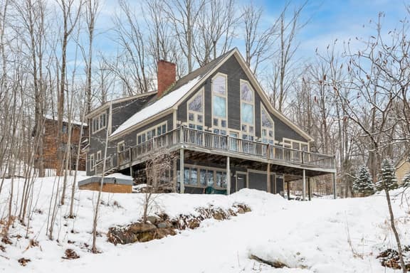 27 Johnson Loop - Image 1